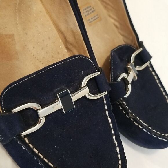 Lizz Claiborne Size 6 1/2 - Picture 7 of 10